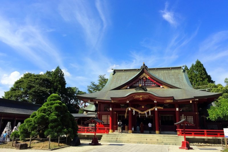 日本各地から多くの参拝客が訪れる「笠間稲荷神社」